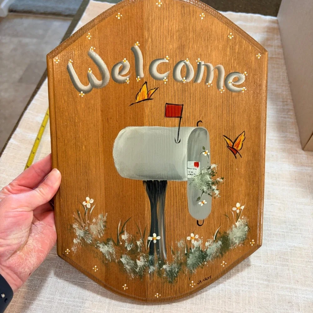 Croys Country Crafts Hand Painted Wood Welcome Sign Mailbox Butterfly Folk‎ Art
